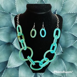 Turquoise Oval & Circle Statement Necklace Set